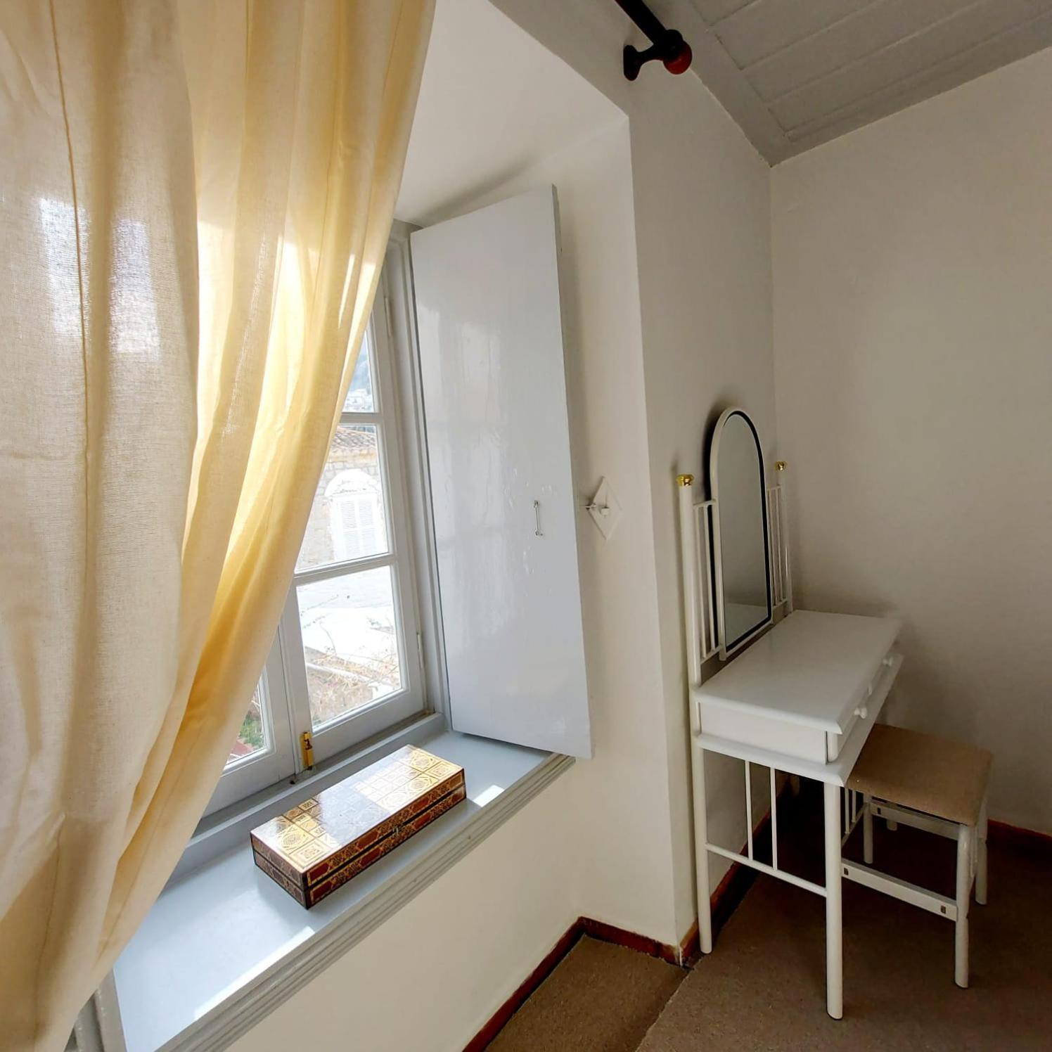 Danae Port House Apartment ไฮดรา ภายนอก รูปภาพ